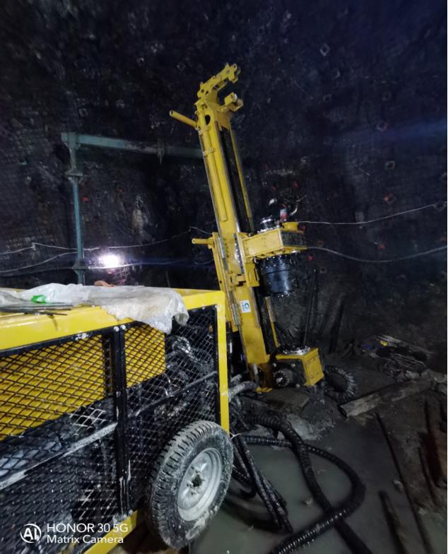 HYKD-8型液压坑道钻机再创佳绩！